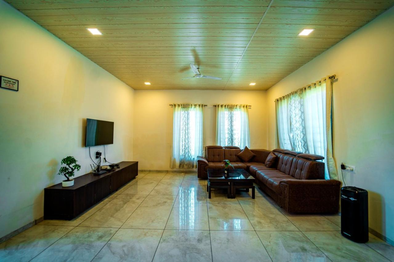 Spicy Mango Villa Insam - Hill View Villa In Karjat Kültér fotó